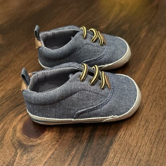 ⭐️ Gap Baby Chambray Slip On Soft Bottom Blue & White Sneakers Size 6-12 Months - Picture 4 of 7